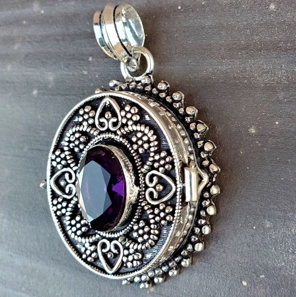 New Huge Amethyst 925 Silver Poison Pendant. - Picture 11 of 16